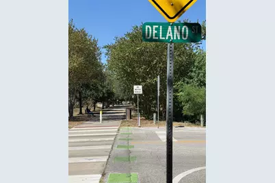 705 Delano Street, Houston, TX 77003 - Photo 27