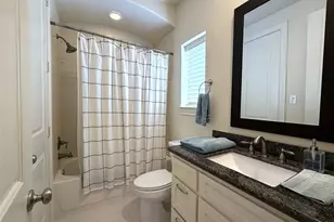 705 Delano St, Houston, TX 77003 - Photo 23