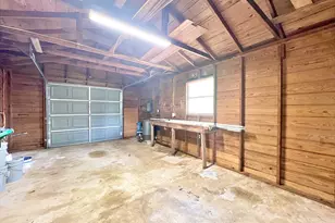 701 Cannan Dr, Angleton, TX 77515 - Photo 21