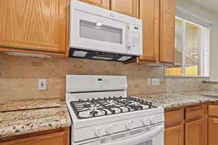 13507 Pepperbush Ct, Houston, TX 77070 - Photo 5