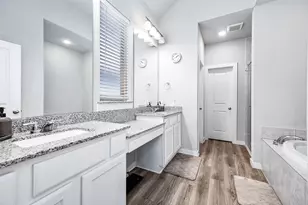 2111 Blackhawk Ridge Ln, Manvel, TX 77578 - Photo 23