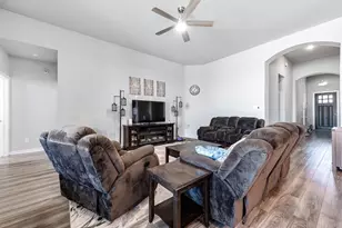 2111 Blackhawk Ridge Ln, Manvel, TX 77578 - Photo 7