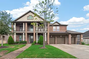 2011 Creekside Park Dr, Pearland, TX 77089 - Photo 1