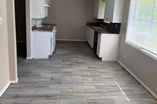 4714 29th St, Dickinson, TX 77539 - Photo 5
