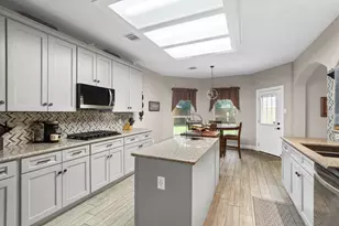4702 Debra's Trace Ln, Katy, TX 77450 - Photo 11