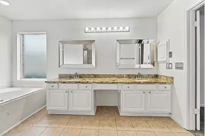 4001 Hazelwood Drive, Pearland, TX 77584 - Photo 23