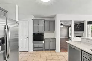 4001 Hazelwood Dr, Pearland, TX 77584 - Photo 13