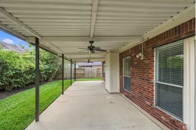 4001 Hazelwood Drive, Pearland, TX 77584 - Photo 39