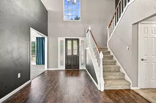 4001 Hazelwood Dr, Pearland, TX 77584 - Photo 5
