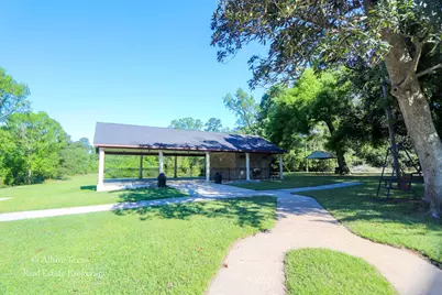 2210 Appian Way, New Caney, TX 77357 - Photo 13