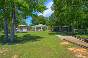 10040 Hwy 87 S S, Hemphill, TX 75948 - Photo 11
