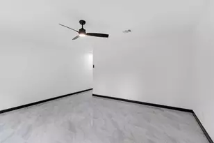 5218 Timber Shade Dr, Kingwood, TX 77345 - Photo 19