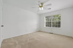 2431 Parkwood Ln, Sugar Land, TX 77479 - Photo 17