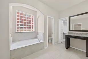 4619 Rockton Hills Ln, Sugar Land, TX 77479 - Photo 29