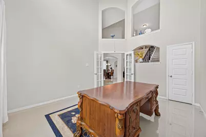 4619 Rockton Hills Lane, Sugar Land, TX 77479 - Photo 7