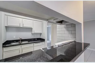 6402 Del Monte Drive #42, Houston, TX 77057 - Photo 9