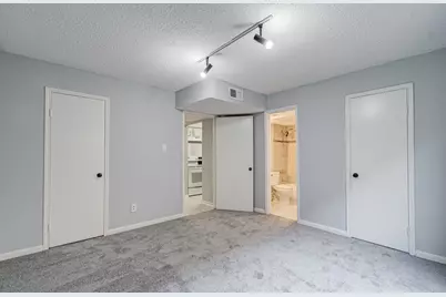 6402 Del Monte Drive #42, Houston, TX 77057 - Photo 13