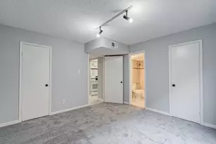 6402 Del Monte Dr, Houston, TX 77057 - Photo 13