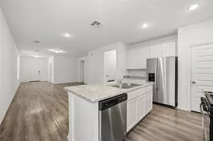 21214 George Vancouver Ct, Porter, TX 77365 - Photo 7