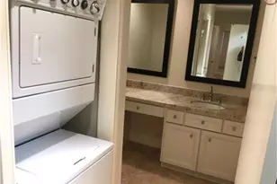 11711 Memorial Dr, Houston, TX 77024 - Photo 9