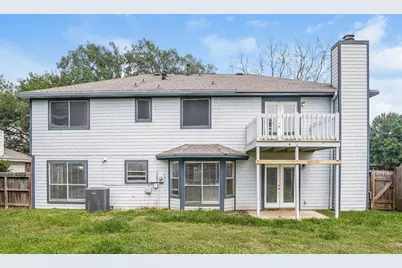 8310 Woodland Willows Drive, Houston, TX 77083 - Photo 17