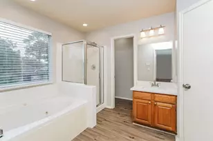 8310 Woodland Willows Dr, Houston, TX 77083 - Photo 11