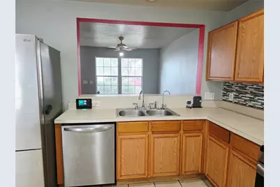 811 Grand Plains Drive, Houston, TX 77090 - Photo 11