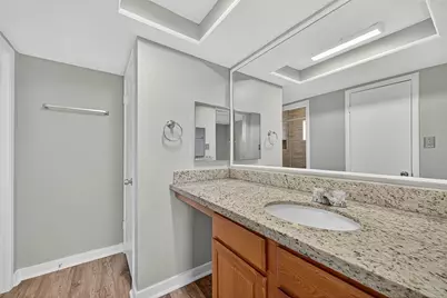10402 Gulfstream Lane, Sugar Land, TX 77498 - Photo 27