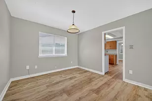 10402 Gulfstream Ln, Sugar Land, TX 77498 - Photo 11