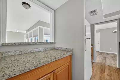 10402 Gulfstream Lane, Sugar Land, TX 77498 - Photo 19