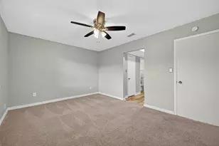 10402 Gulfstream Ln, Sugar Land, TX 77498 - Photo 21