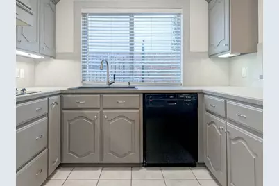 10631 Del Monte Drive, Houston, TX 77042 - Photo 3