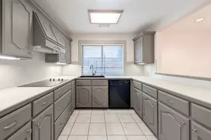 10631 Del Monte Dr, Houston, TX 77042 - Photo 7