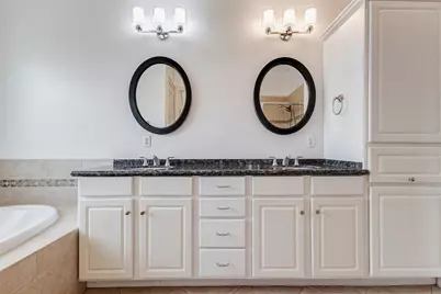 6873 Staffordshire Boulevard, Houston, TX 77030 - Photo 37