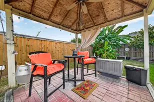 6523 Summit Ridge Ct, Houston, TX 77085 - Photo 45