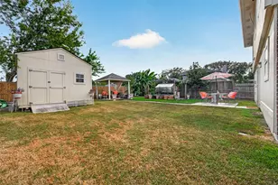 6523 Summit Ridge Ct, Houston, TX 77085 - Photo 49