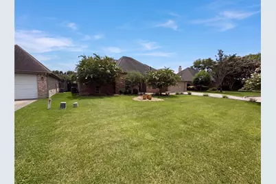 7945 Laurelwood Street, Beaumont, TX 77707 - Photo 21