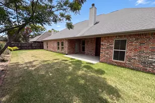 7945 Laurelwood St, Beaumont, TX 77707 - Photo 5