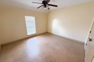 7945 Laurelwood St, Beaumont, TX 77707 - Photo 11