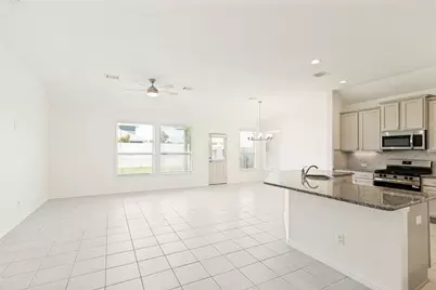 10234 Humphreys Green Drive, Rosharon, TX 77583 - Photo 5