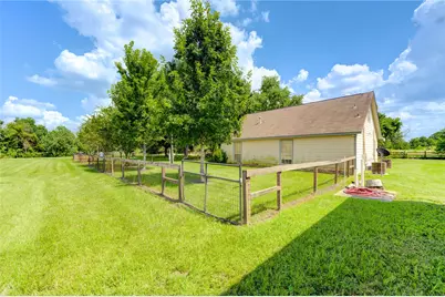 922 Agg Road, Tomball, TX 77375 - Photo 7