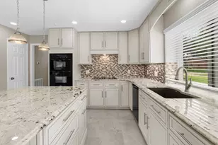 75 Stalybridge St, Sugar Land, TX 77479 - Photo 13