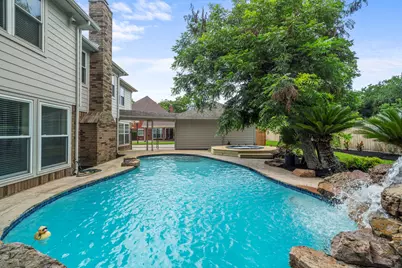 75 Stalybridge Street, Sugar Land, TX 77479 - Photo 5