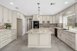 75 Stalybridge St, Sugar Land, TX 77479 - Photo 17