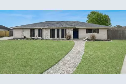 15 Haverford Lane, Friendswood, TX 77546 - Photo 1