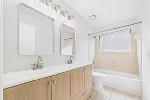 15022 Waybridge Dr, Houston, TX 77062 - Photo 39