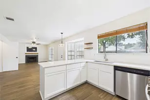 15022 Waybridge Dr, Houston, TX 77062 - Photo 11