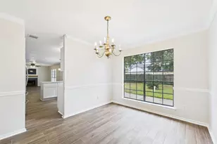 15022 Waybridge Dr, Houston, TX 77062 - Photo 9