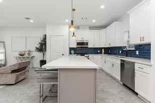 1515 Egypt St, Houston, TX 77009 - Photo 9