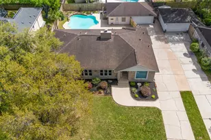 512 Chalmette St, League City, TX 77573 - Photo 43